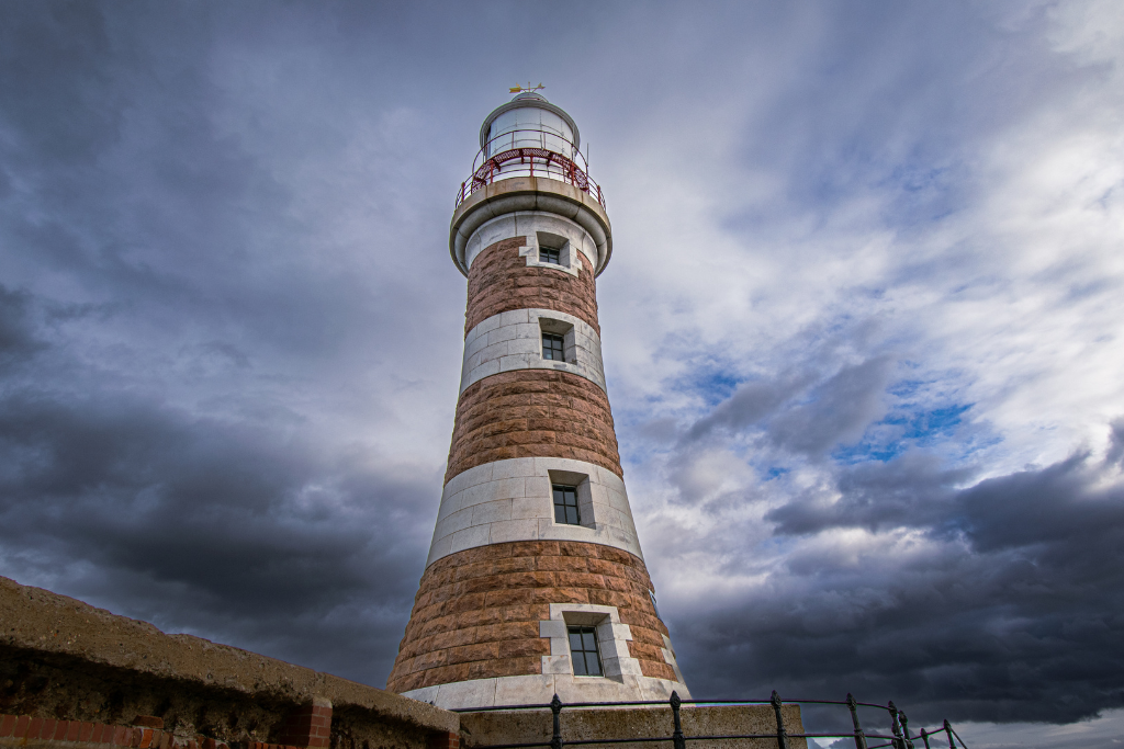 Roker Lighthouse in Sunderland. Photographer Rob Guest
